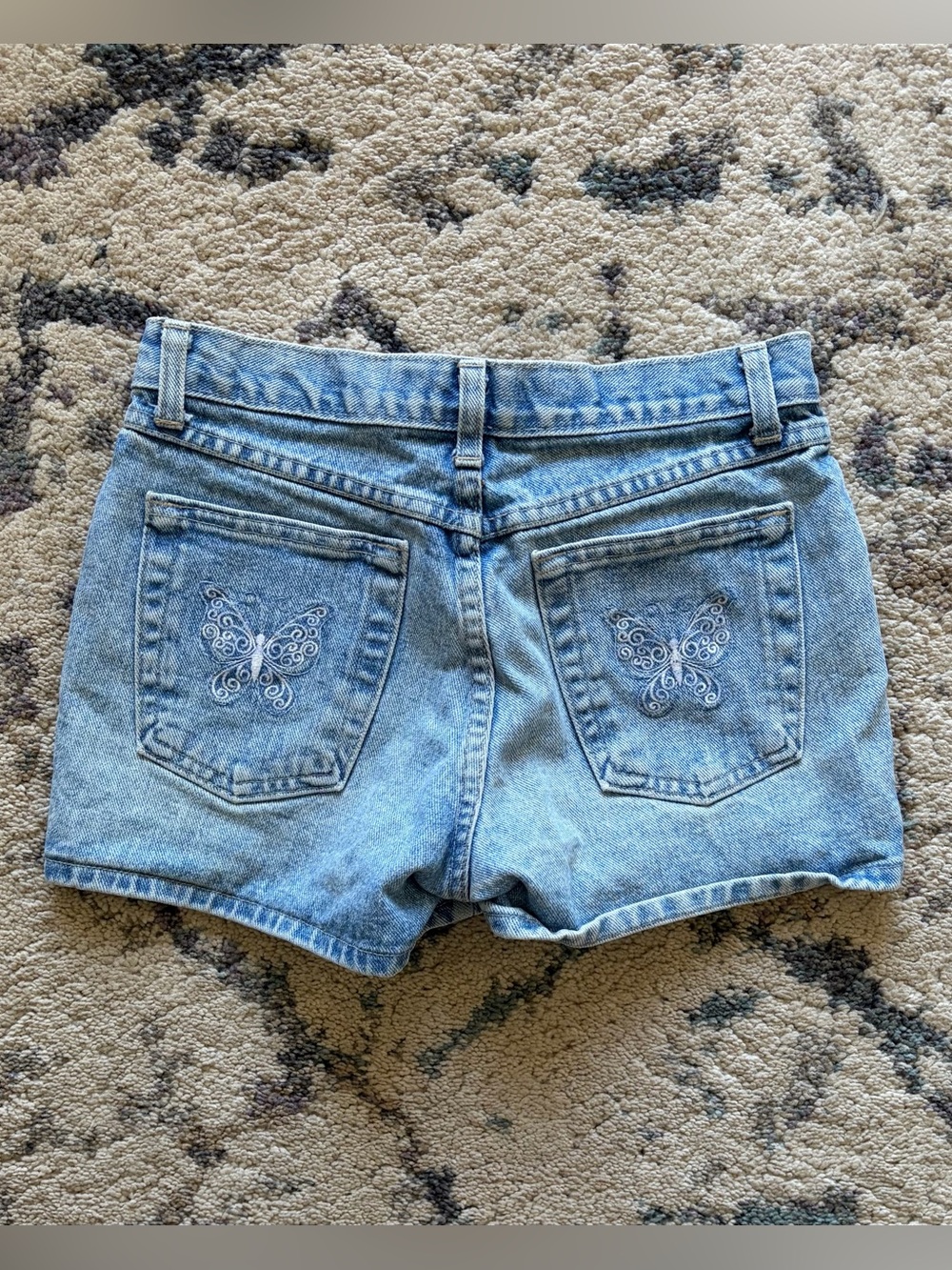 Vintage Liquid Jeans Butterfly Jean Shorts - Picture 3 of 5